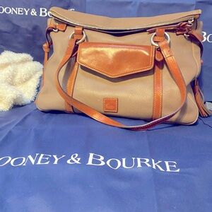 Dooney & Bourke pebble leather bag